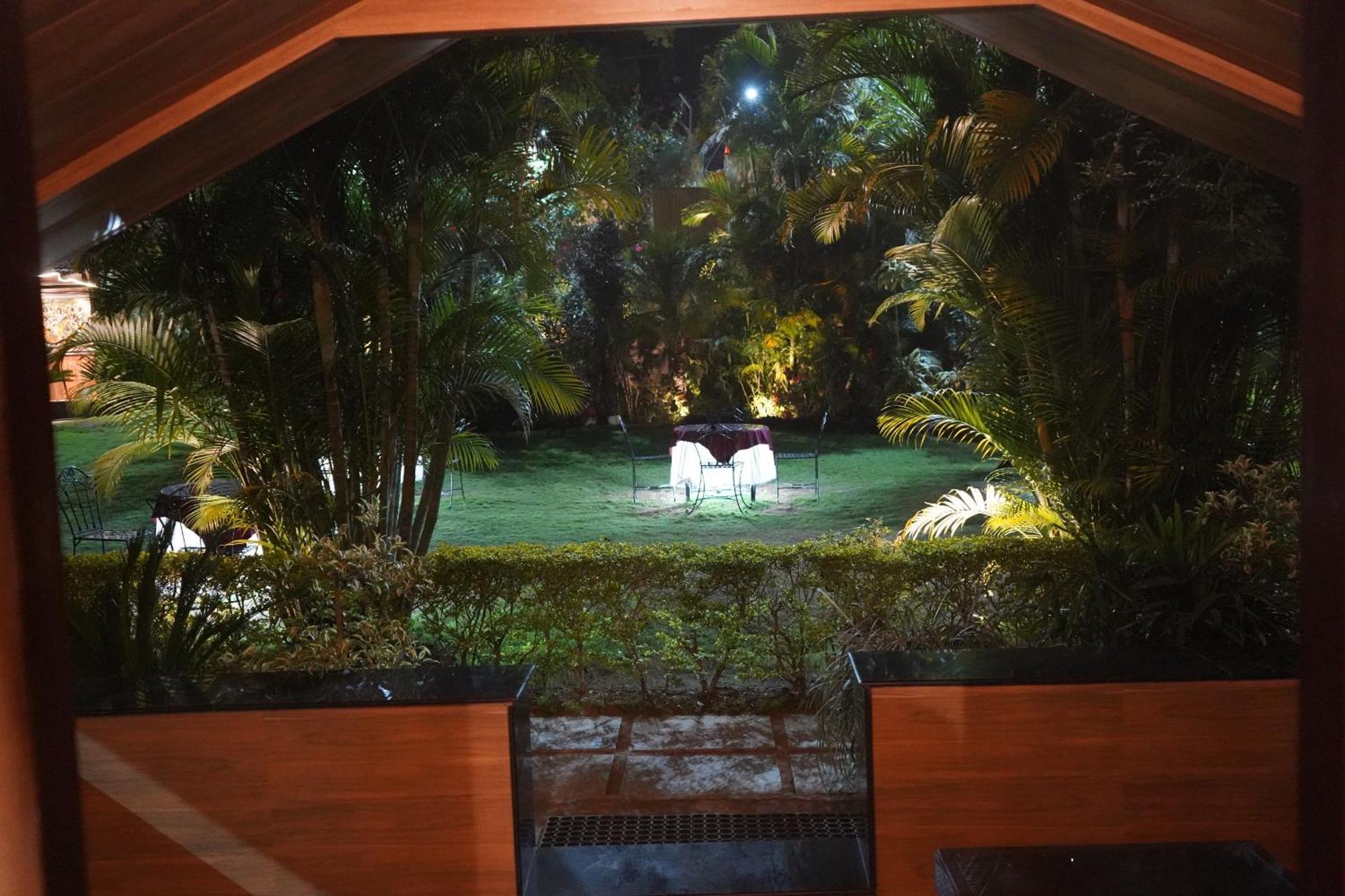 Hill 'N' You - A Boutique Garden Resort Mount Abu Exterior photo