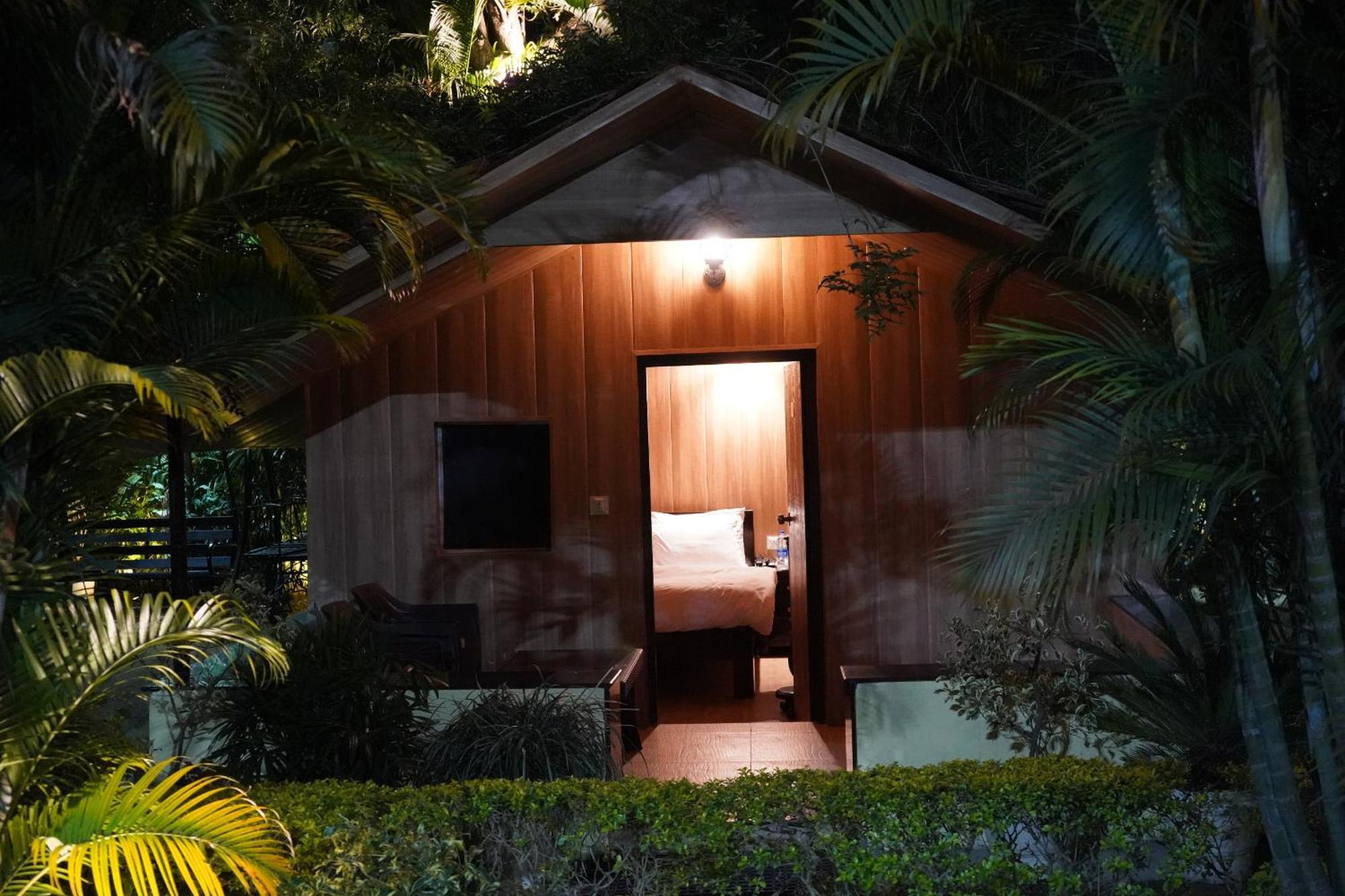 Hill 'N' You - A Boutique Garden Resort Mount Abu Exterior photo