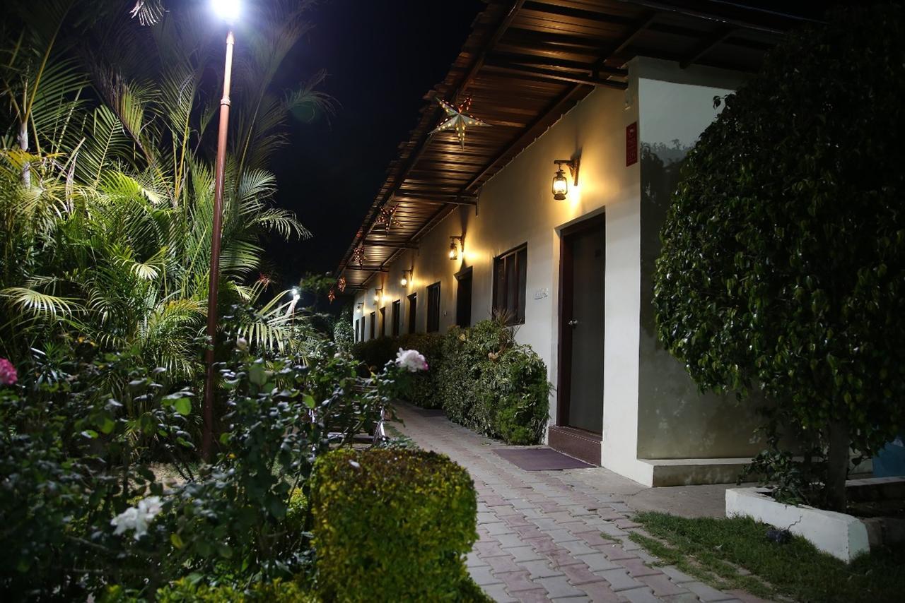 Hill 'N' You - A Boutique Garden Resort Mount Abu Exterior photo